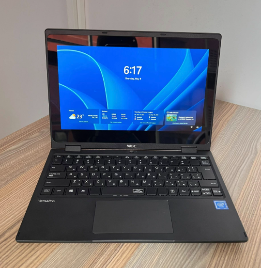 تصویری از جلوی لپ تاپ NEC مدل pc-vee11r5d64g9